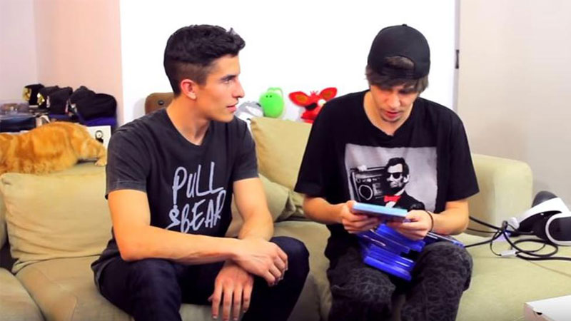 Marc Márquez con El Rubius.