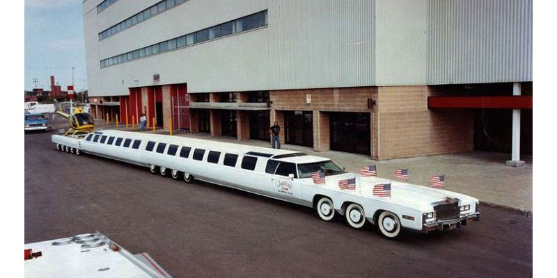 Foto del coche más largo del mundo