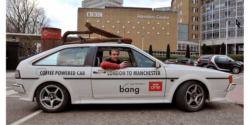Foto del coche que funciona con café