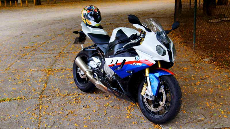 Modelo de moto BMW G310 R