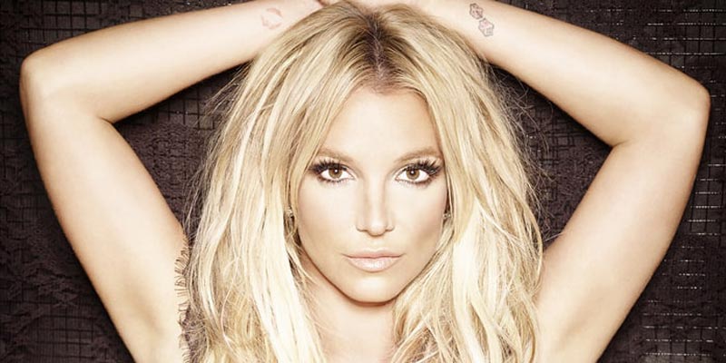 famosos multados al volante britney spears