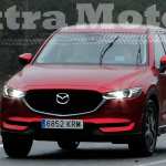 Prueba Mazda CX-5, tres cuartos trasero, tres cuartos delantero, asfalto