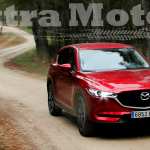 Prueba Mazda CX-5, tres cuartos trasero, tres cuartos delantero, pista